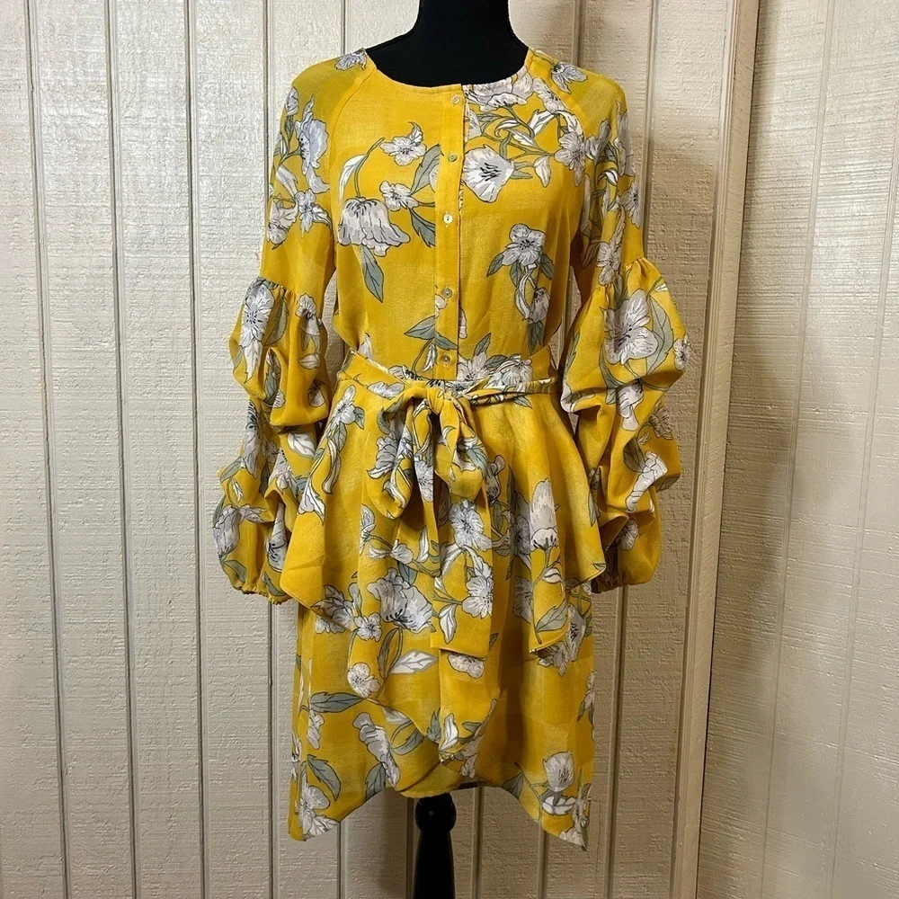 Chriselle X JOA Revive Floral Tiered Sleeve Dress, size large.